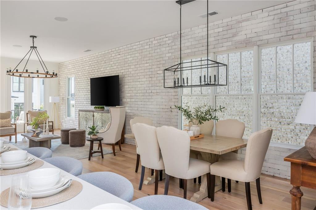 100 Villa Magnolia Lane