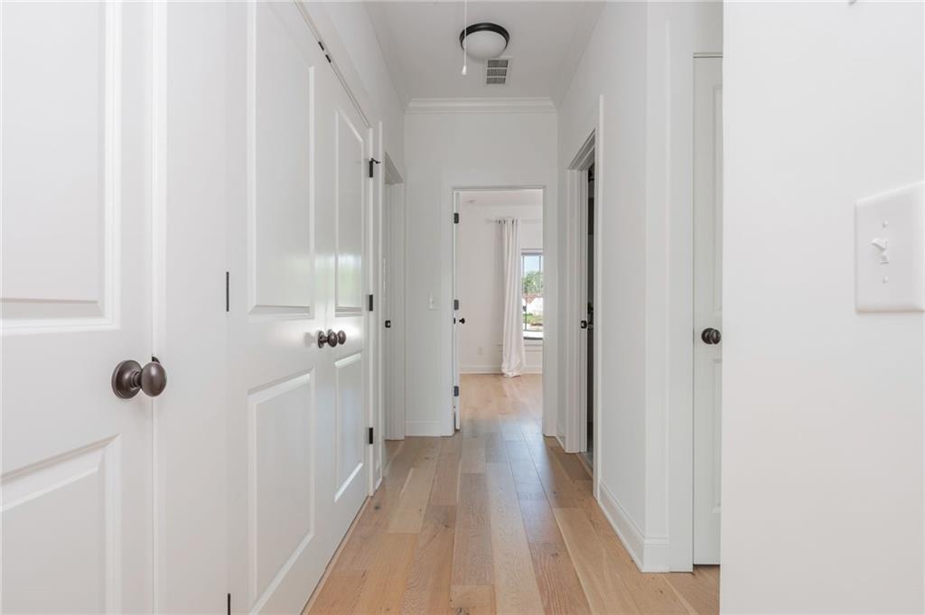 100 Villa Magnolia Lane