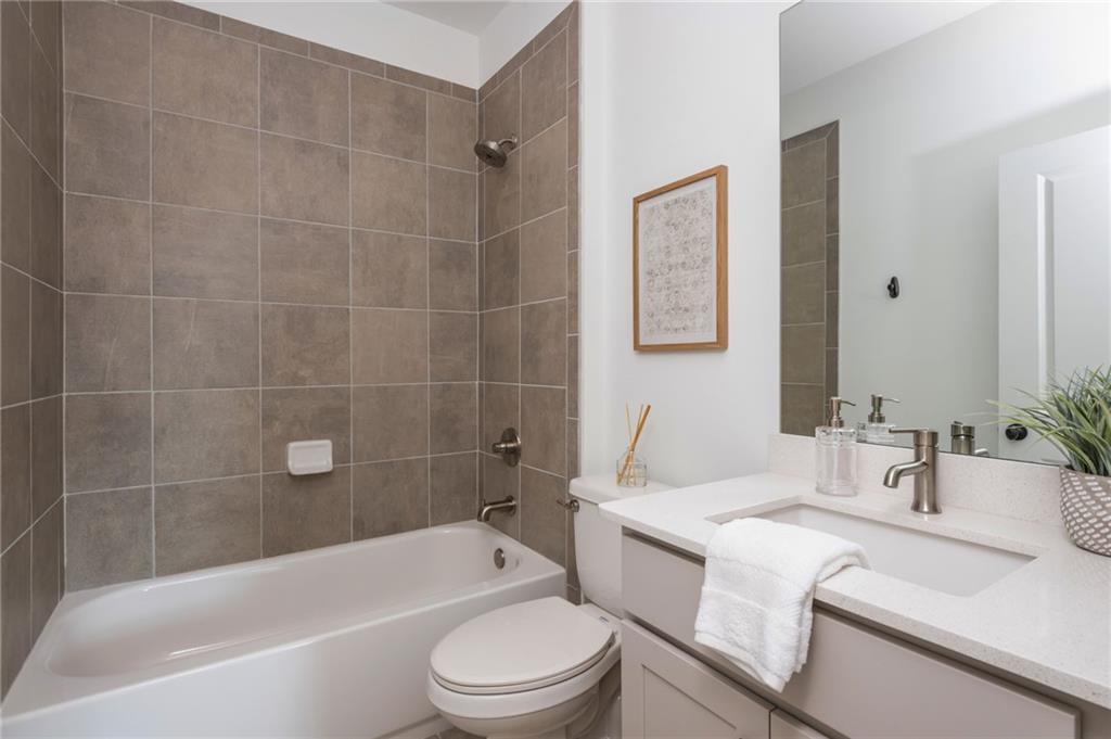 100 Villa Magnolia Lane