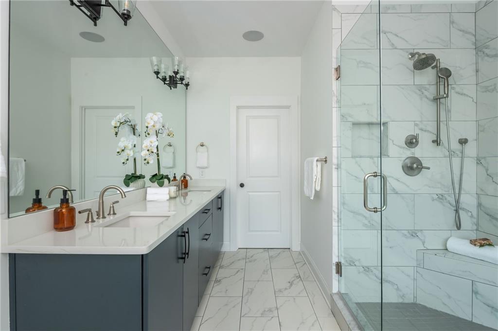 100 Villa Magnolia Lane