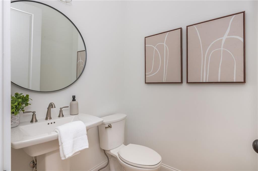 100 Villa Magnolia Lane