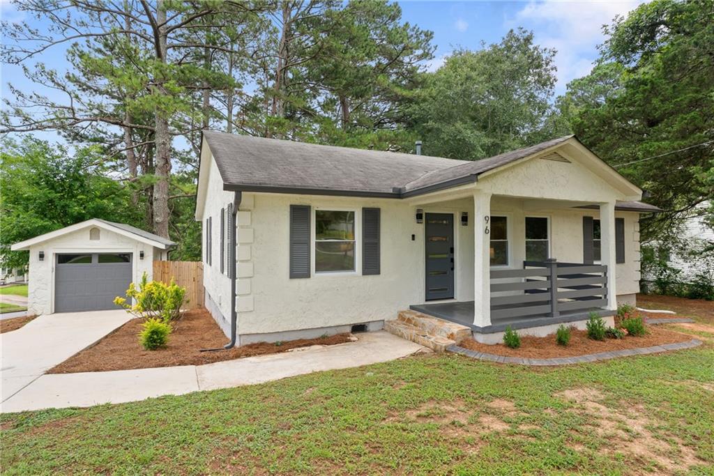 96 Senoia Road