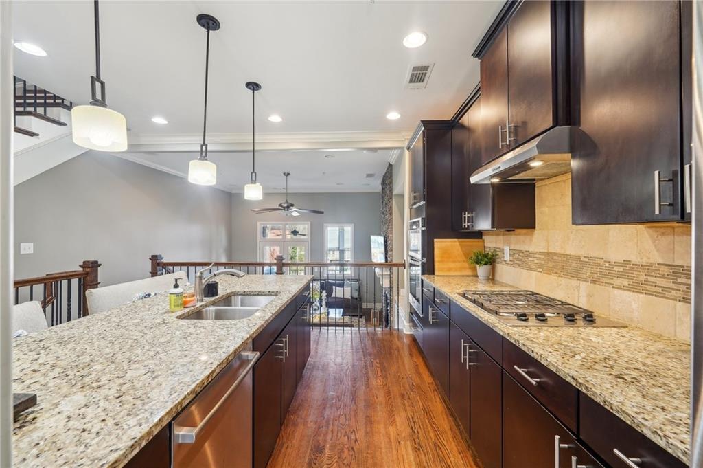 255 Southerland Terrace NE Unit 207