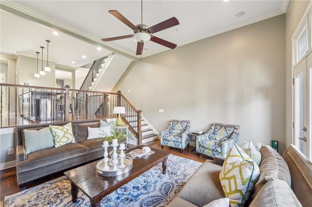 255 Southerland Terrace NE Unit 207