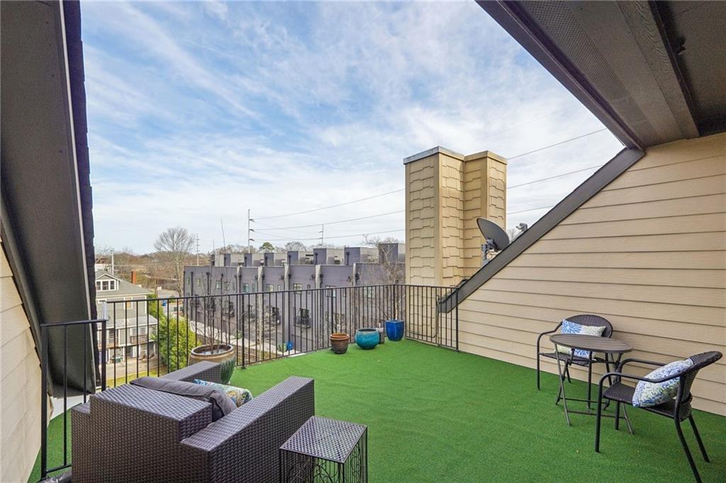 255 Southerland Terrace NE Unit 207