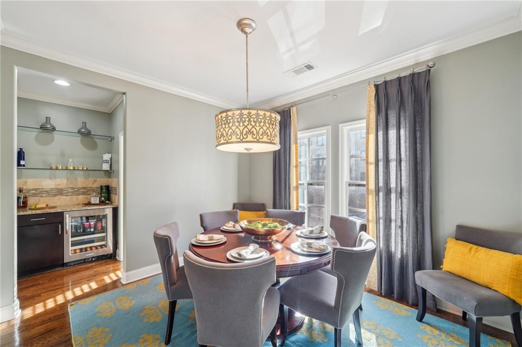 255 Southerland Terrace NE Unit 207