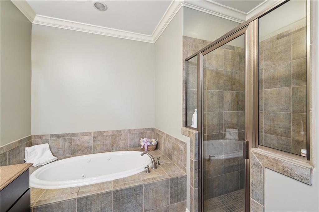 255 Southerland Terrace NE Unit 207