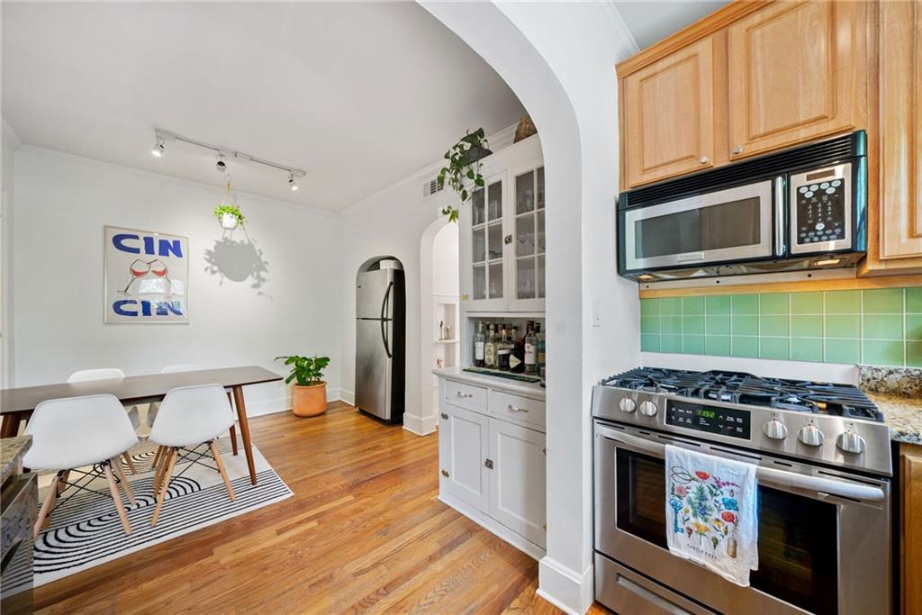 830 Barnett Street NE Unit 2