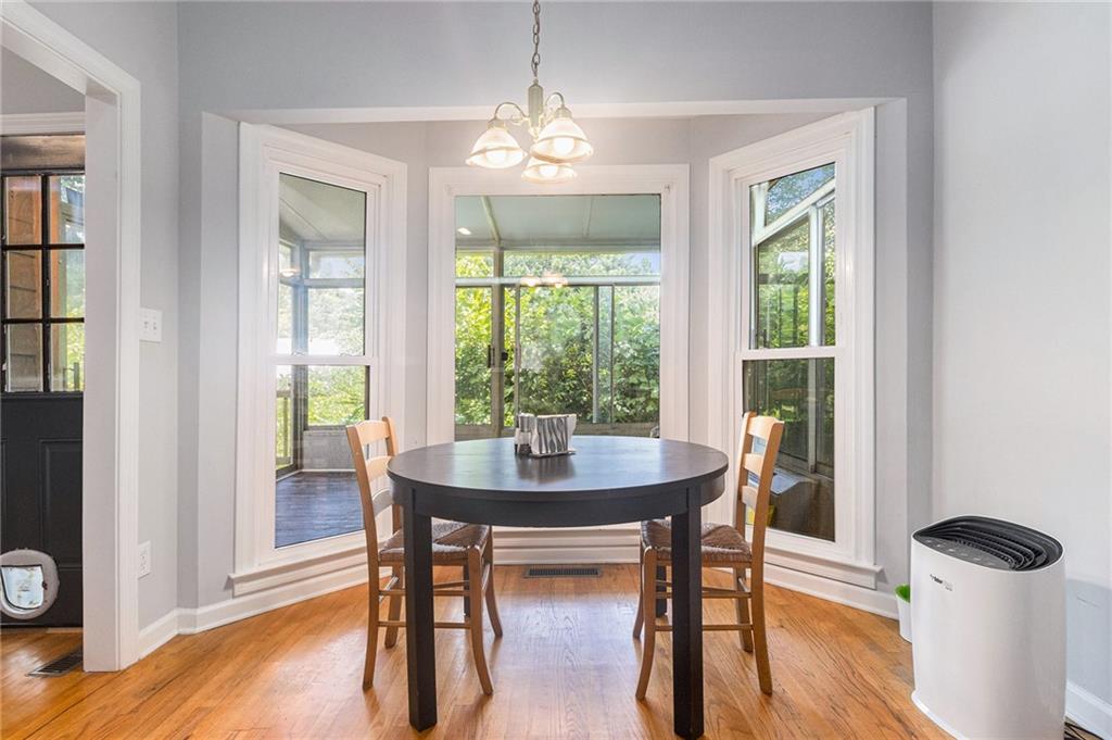 1469 Crescent Walk