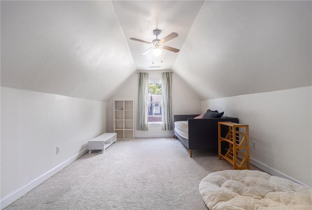 1469 Crescent Walk