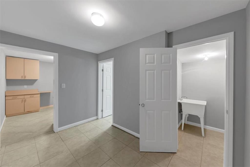 27 Spur Court
