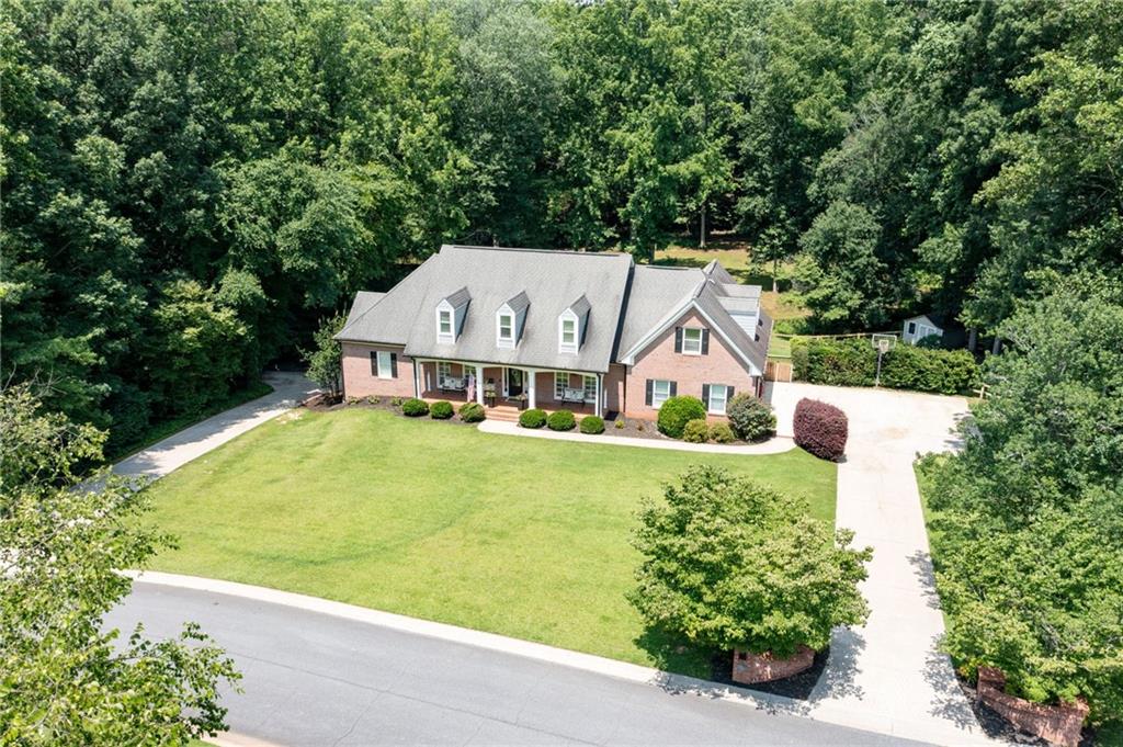 1642 Reflections Trail