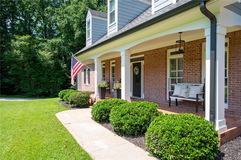 1642 Reflections Trail