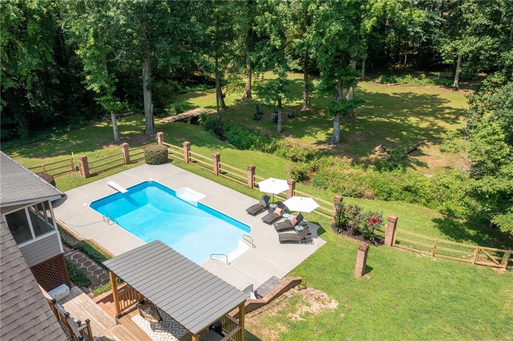 1642 Reflections Trail