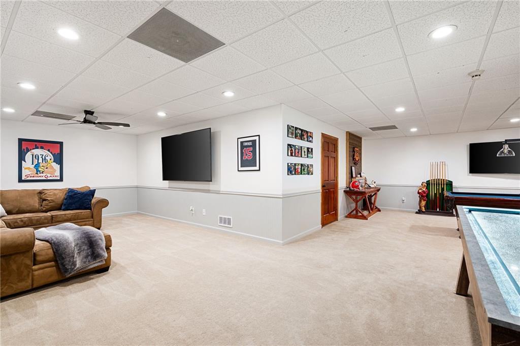 1642 Reflections Trail