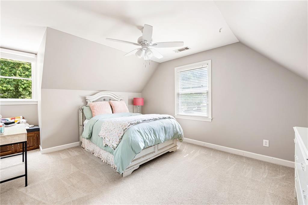 1642 Reflections Trail