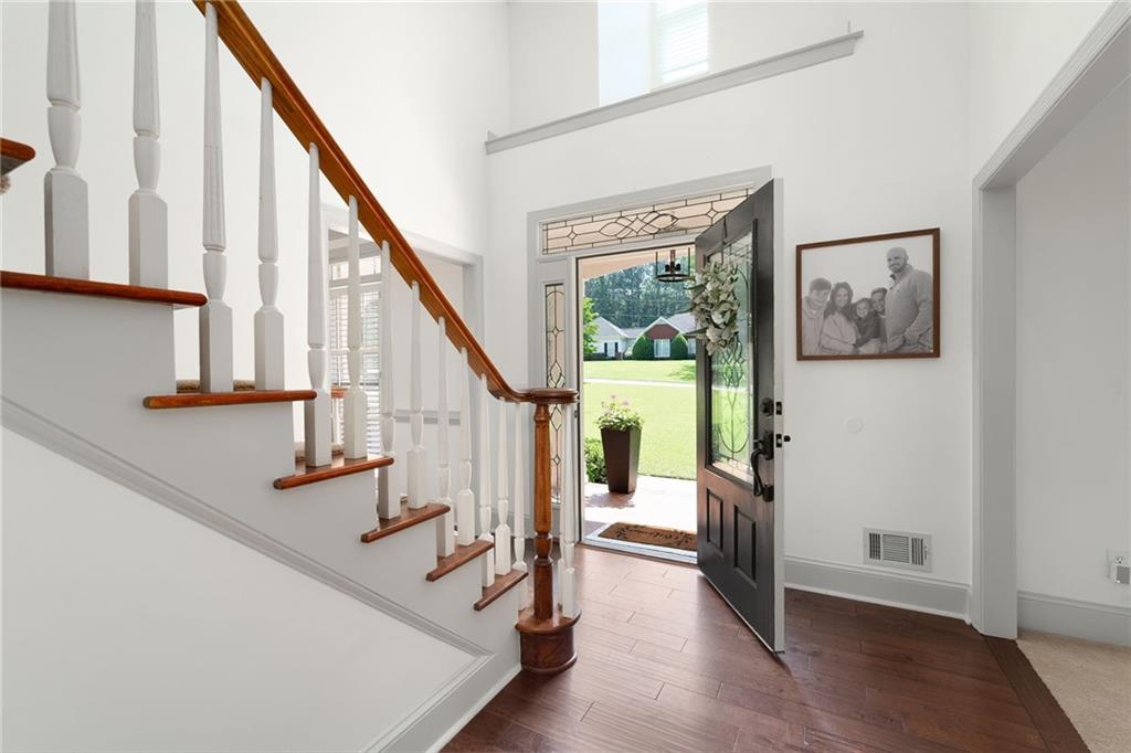 1642 Reflections Trail