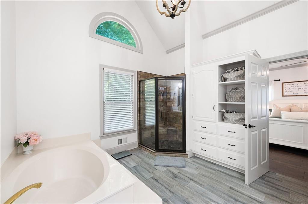 1642 Reflections Trail