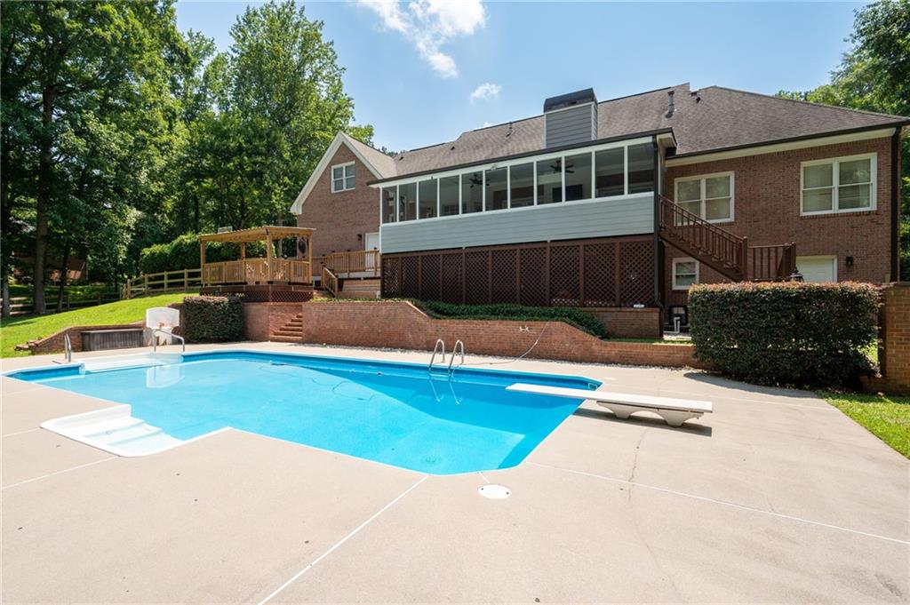 1642 Reflections Trail