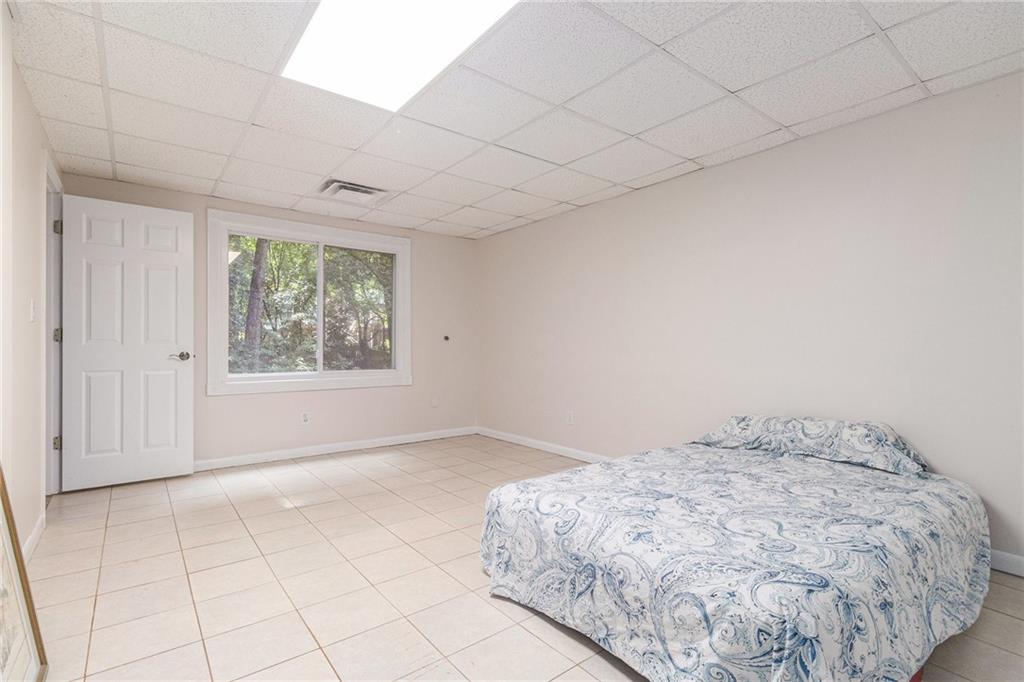 1402 McLendon Drive