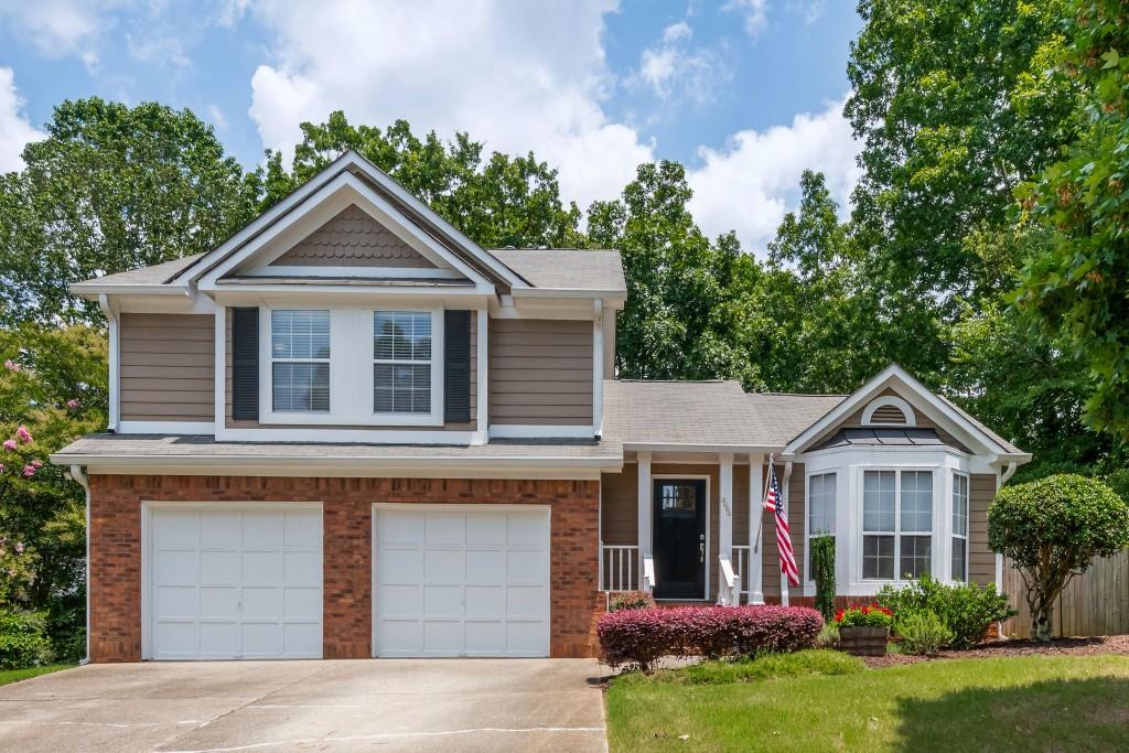 1115 Manor Way NW