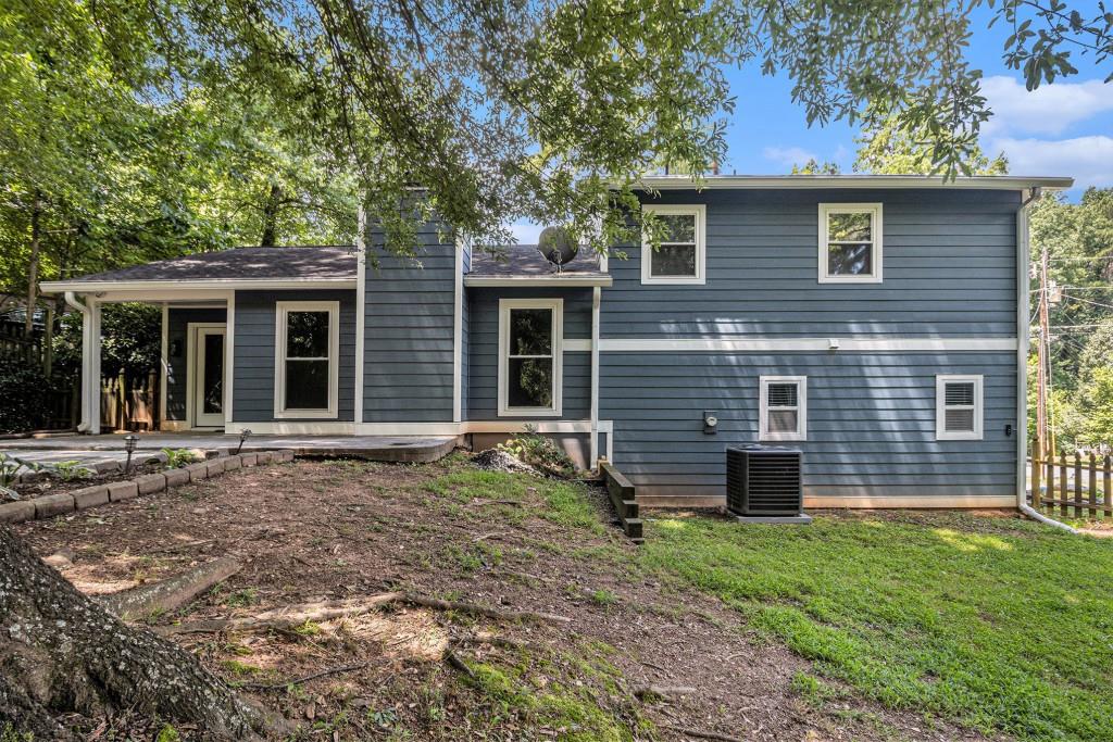 1621 Northlake Springs Court