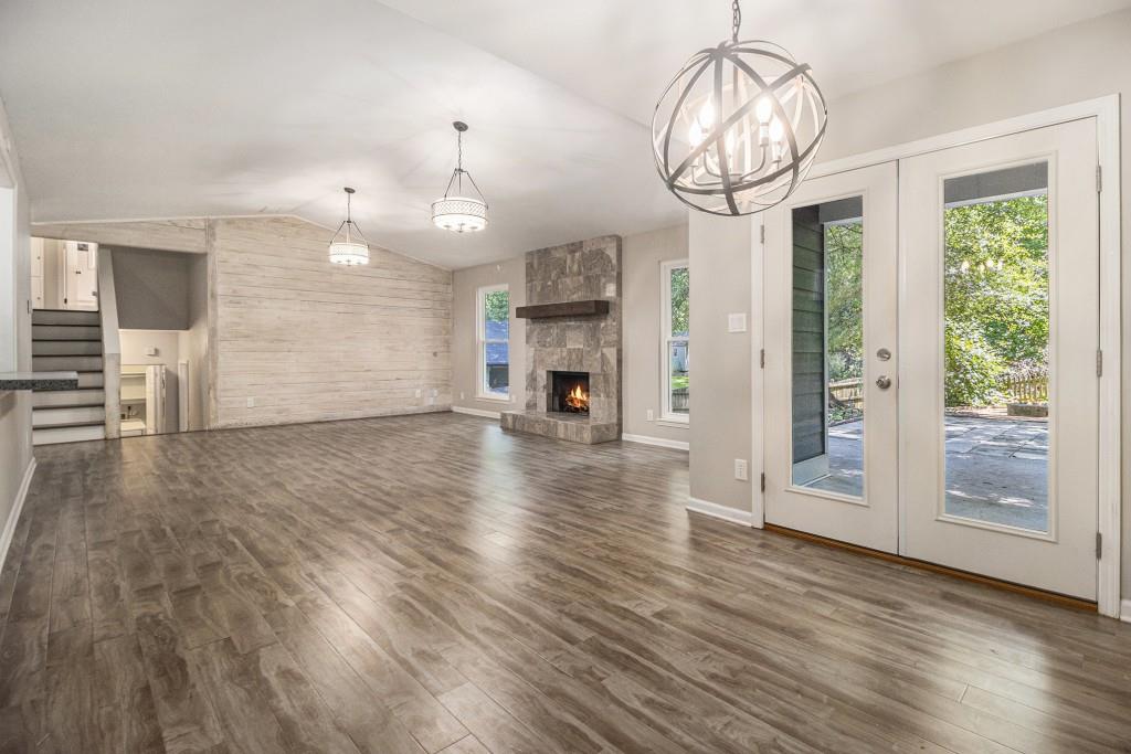 1621 Northlake Springs Court