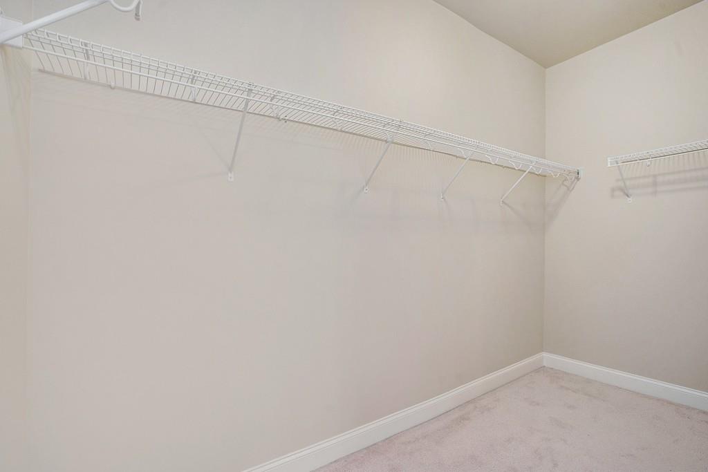 612 Luckett Court