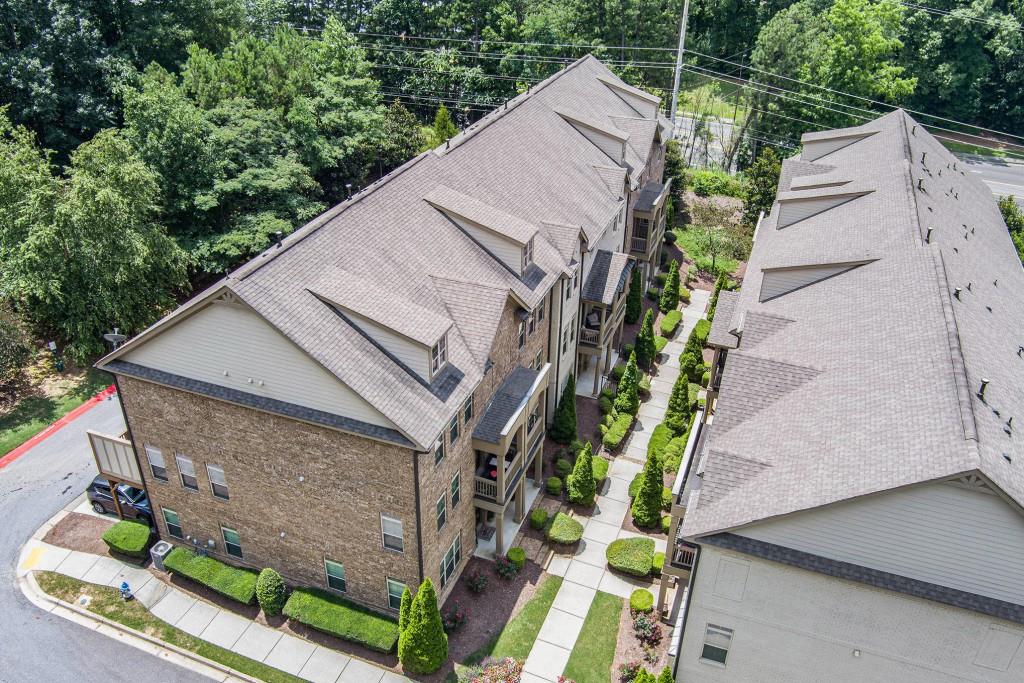 612 Luckett Court