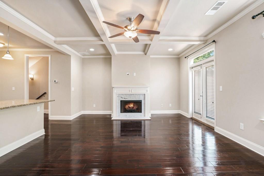 612 Luckett Court