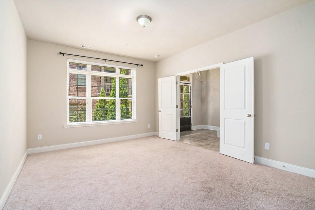 612 Luckett Court