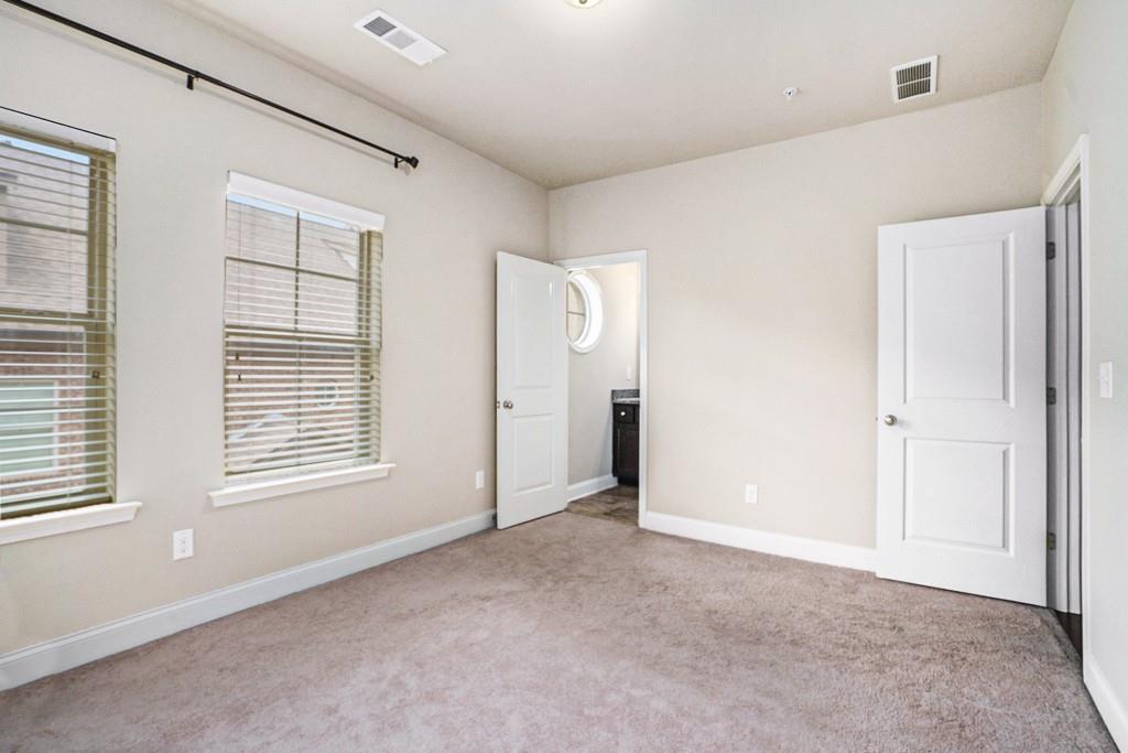 612 Luckett Court