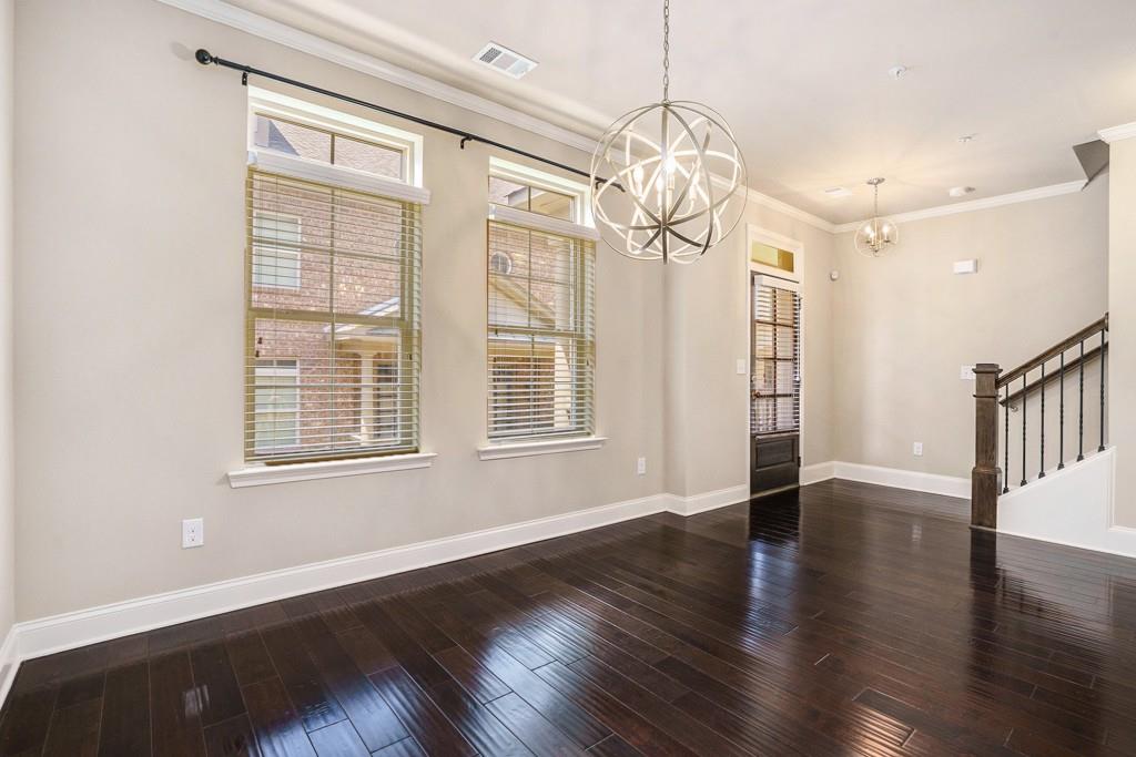 612 Luckett Court