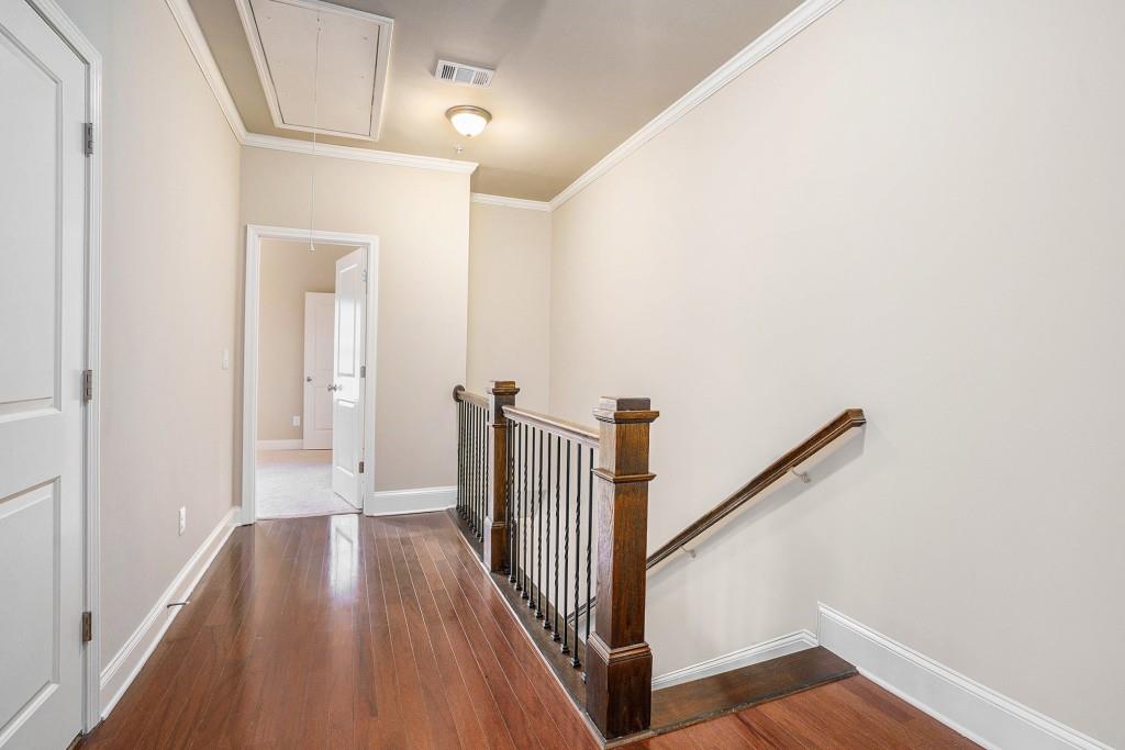 612 Luckett Court