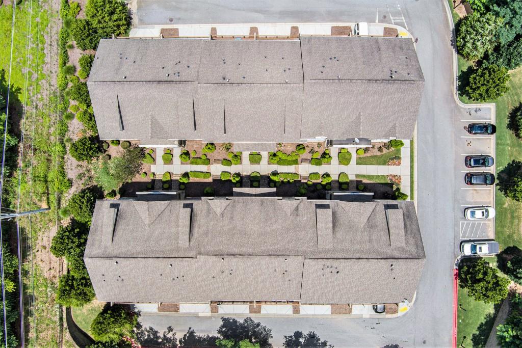 612 Luckett Court