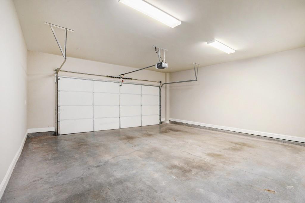612 Luckett Court