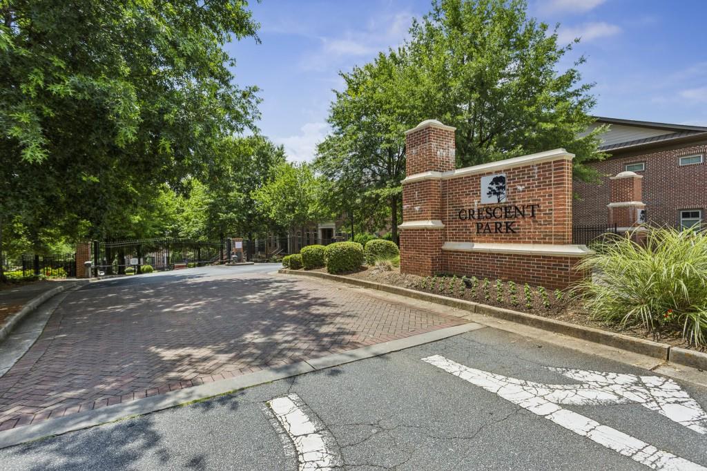 2442 Crescent Park Court