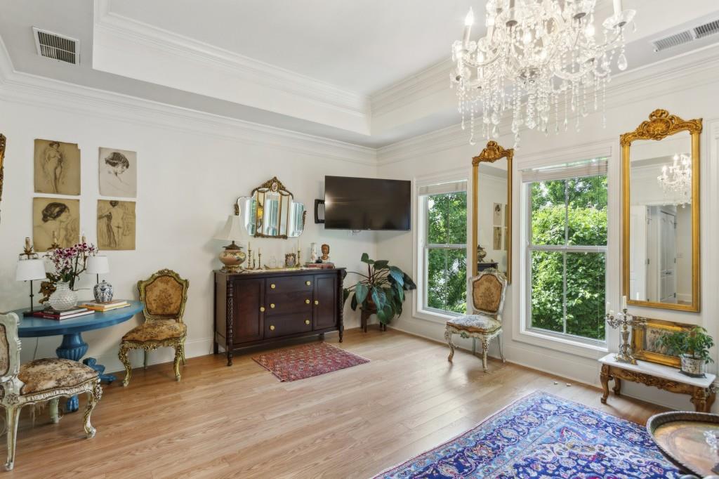 2442 Crescent Park Court