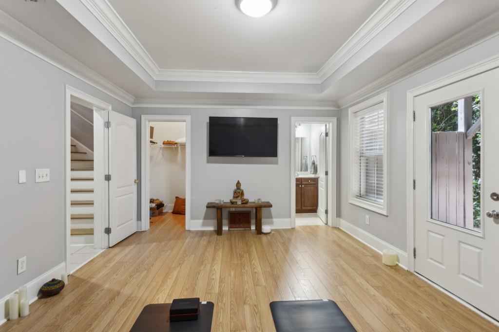 2442 Crescent Park Court