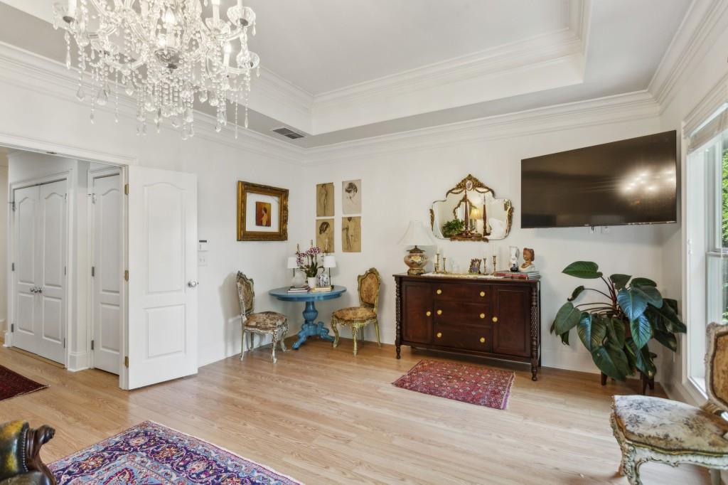 2442 Crescent Park Court