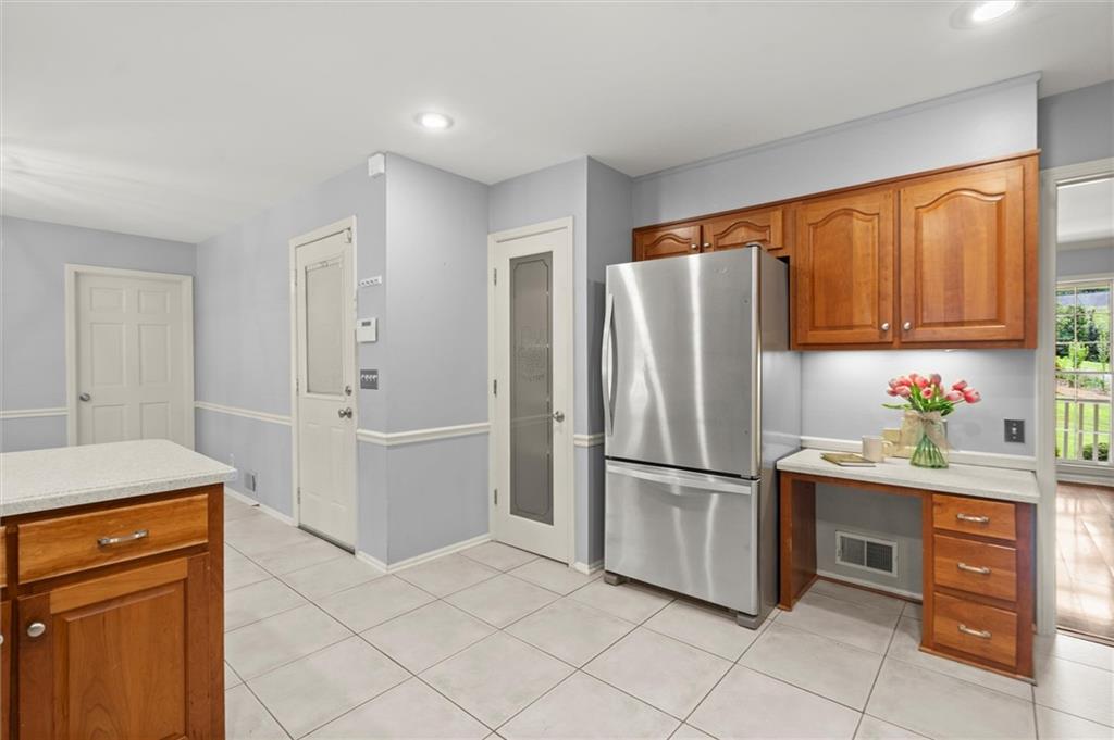 1408 Vernon Ridge Close