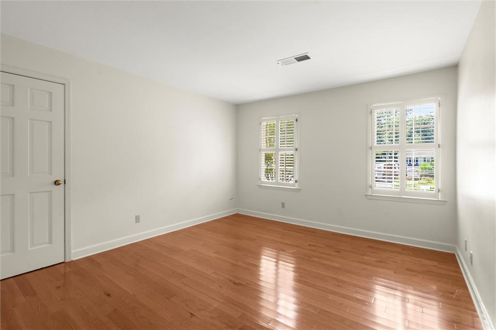 1408 Vernon Ridge Close
