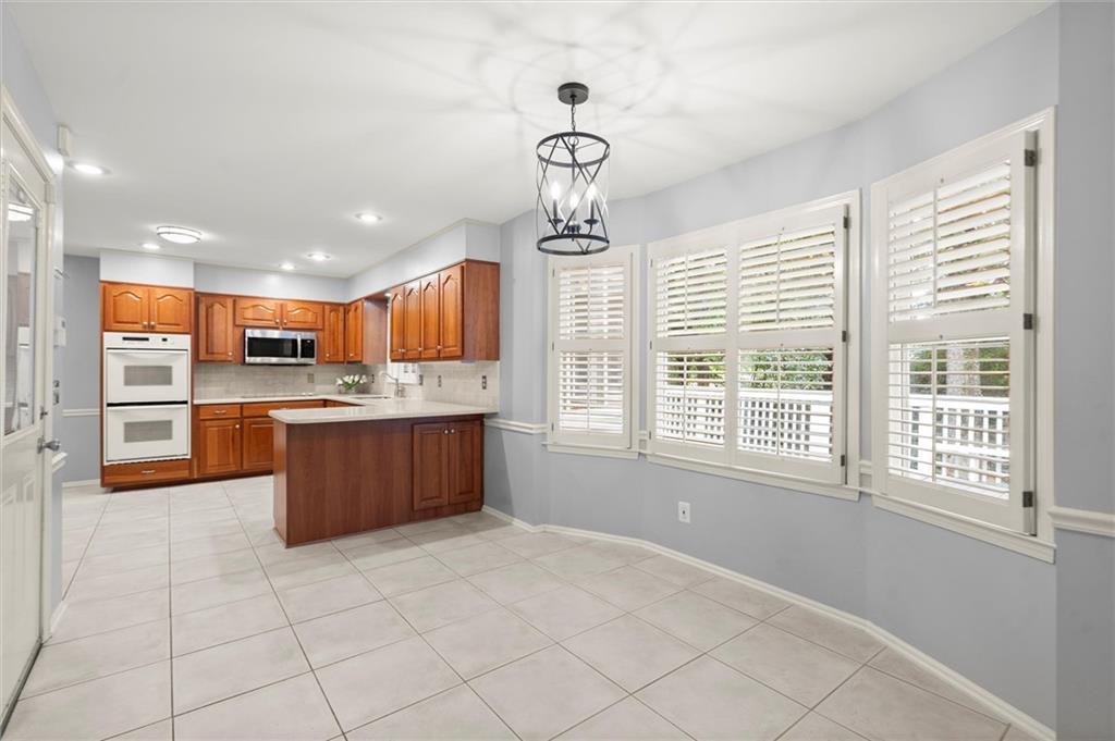 1408 Vernon Ridge Close