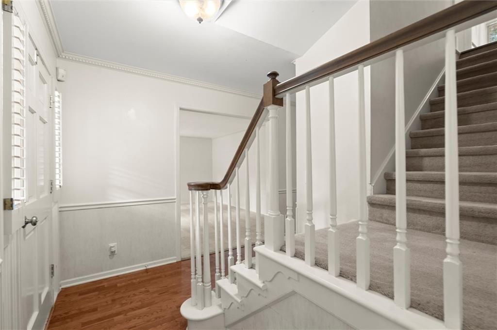 1408 Vernon Ridge Close