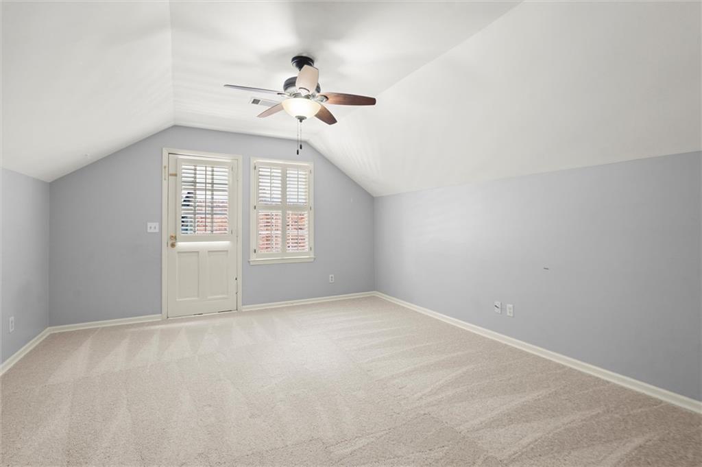 1408 Vernon Ridge Close