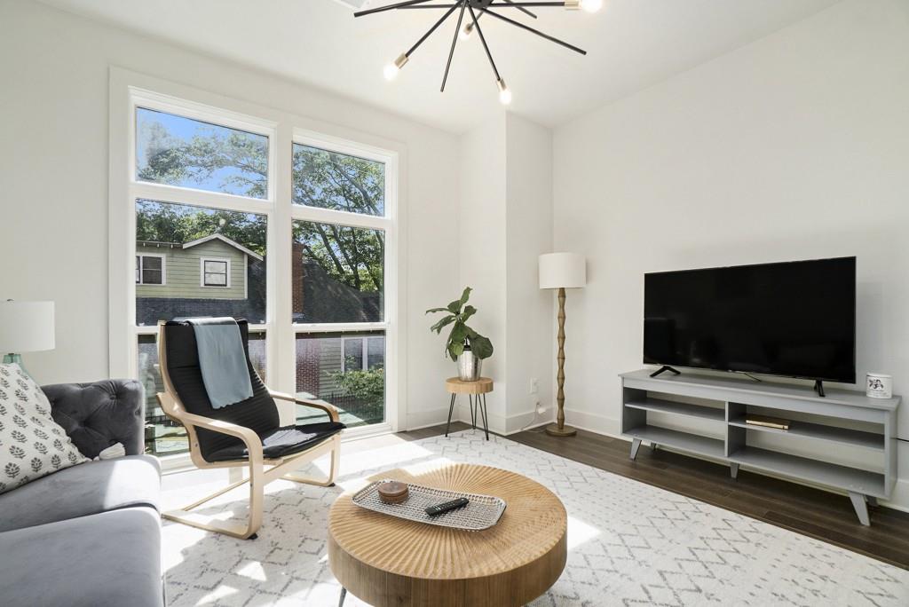 1350 May Avenue SE Unit 4