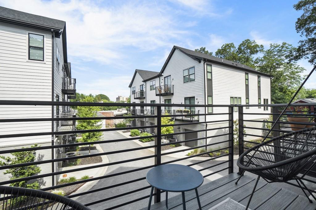 1350 May Avenue SE Unit 4