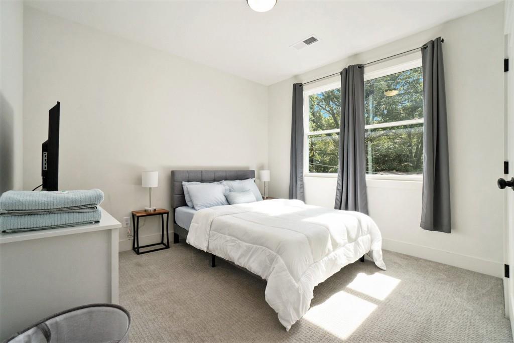 1350 May Avenue SE Unit 4