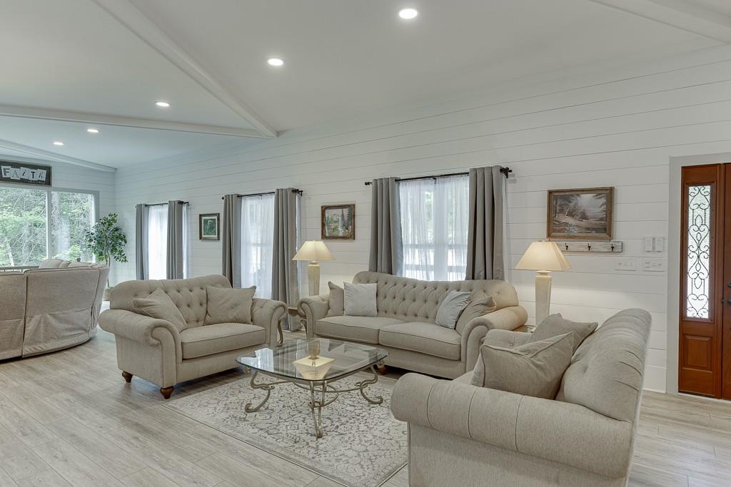 761 E Wolf Creek Road