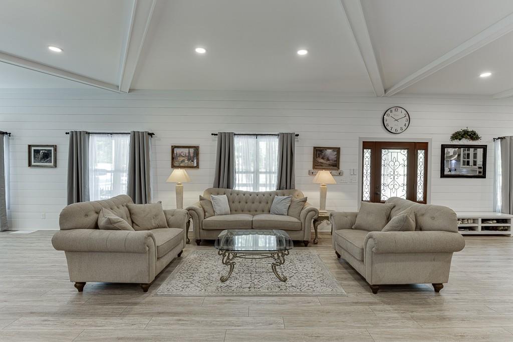 761 E Wolf Creek Road